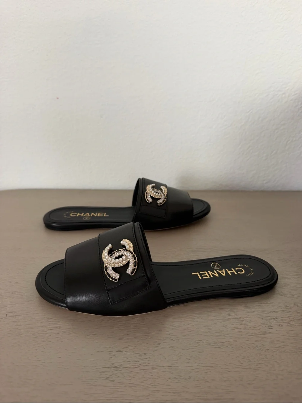 CHANEL Black Leather Slide Sandals with Gold CC Crystal Logo Sz 38